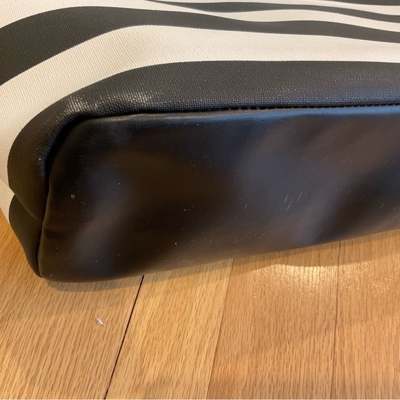 💐B&WstripedTote&Wallet💐 - Picture 5 of 12